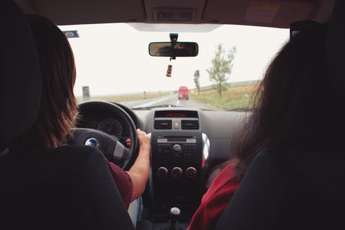 Quel coussin lombaire pour voiture ?