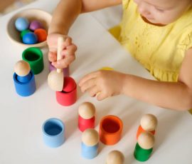 Comment développer la motricité globale avec Montessori ?